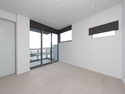 705 / 21 Bow River, Burswood