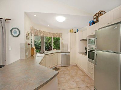 15 McKenna Court, Noosaville