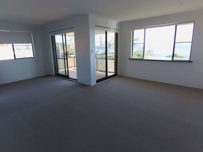 3 / 100 Head Street, Forster