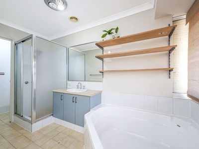 25 Sainte Maxime Avenue, Port Kennedy