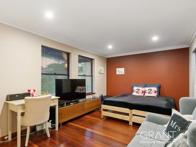 47 Bateman Road, Mount Pleasant