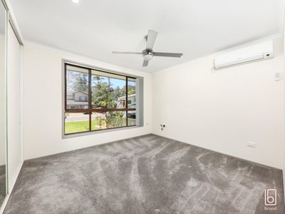 16 Lakeshore Avenue, Kingfisher Shores