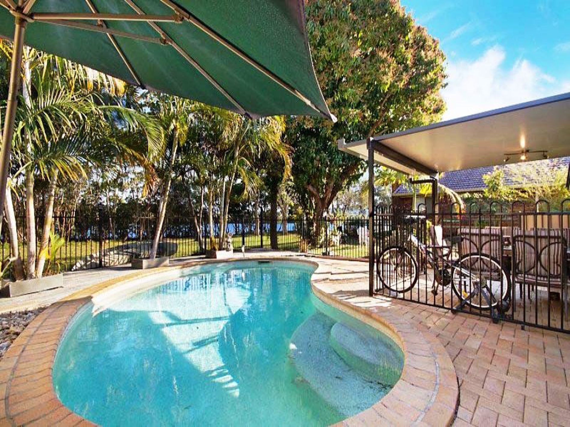1 / 151 Sunset Boulevarde, Tweed Heads West