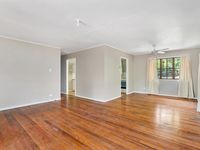 21 Twilight Street, Kenmore