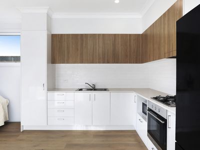 4 / 72 Kingston Street, Oak Flats