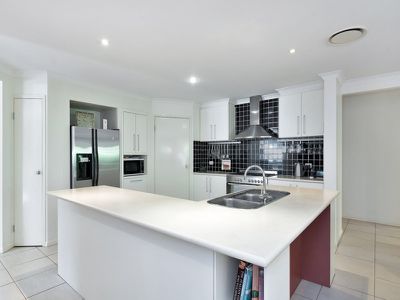 17 Carlock Promanade, Karalee