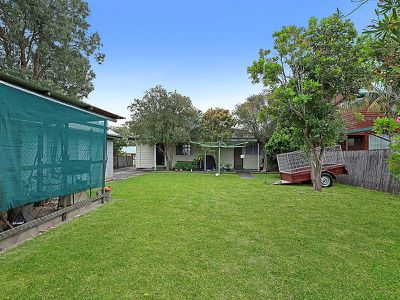 67 Parkes Street, Oak Flats