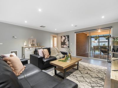 30 Moorgate Road, Clyde North