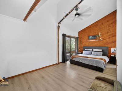 1 Woodlands Drive, Hallidays Point