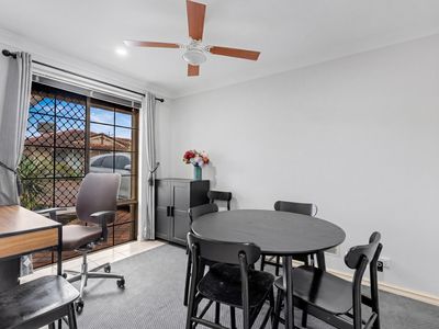 8 / 12 Deschamp Road, Morley