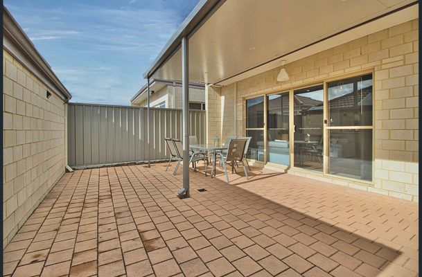 92 Bristlebird Approach , Baldivis