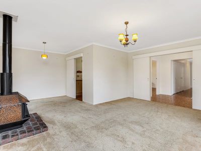 33 Lamorna Street, Rochedale South