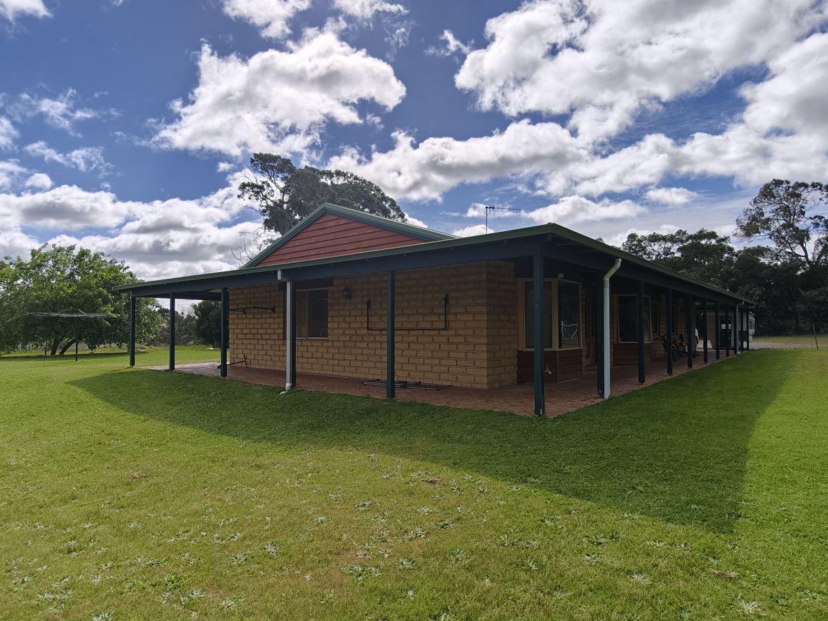 49 Le Grande Avenue, McKail - Image 1