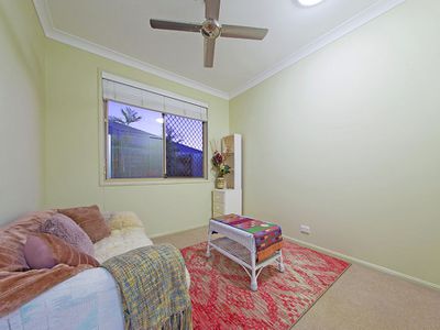 32 Higgs Circuit, Wynnum West