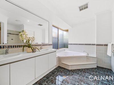 11 Smokewood Place, Leeming