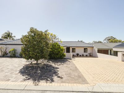 32 Carr Crescent, Warwick