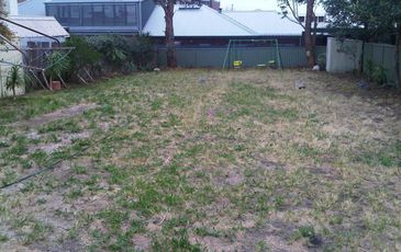18 Harbourne Rd, Kingsford