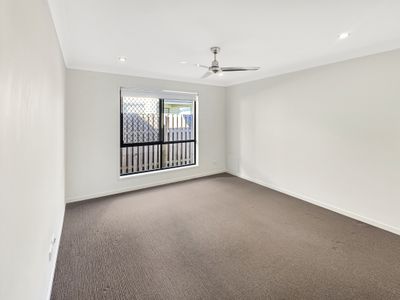 27 O'Reilly Drive, Coomera