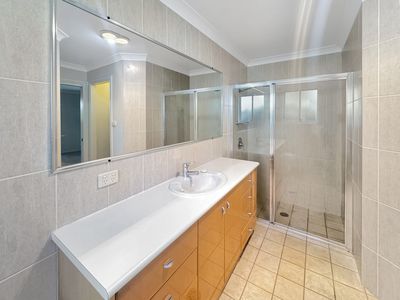 9 Robina Crescent, Dubbo