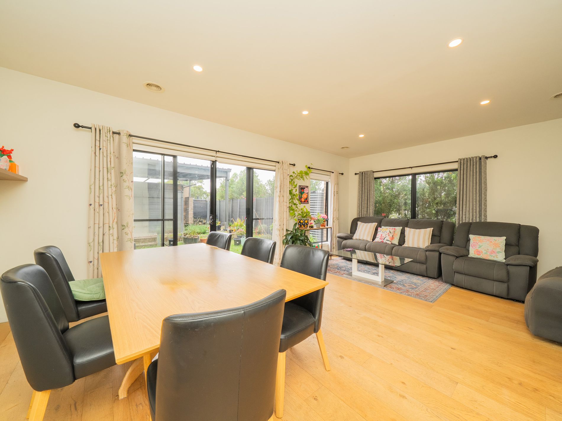 24 Clarendon Street, Avondale Heights