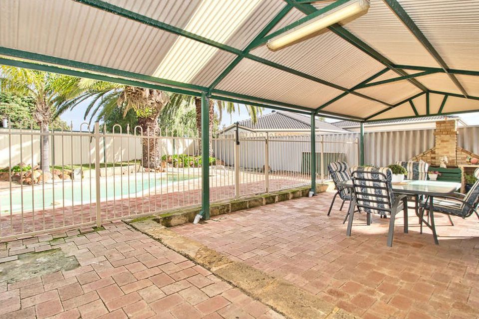 26 Chalmers Avenue , Waikiki