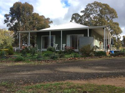 150 Yellow Box Road, Tallarook