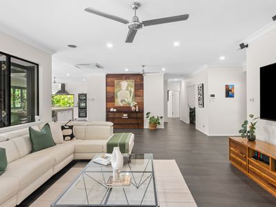 42-44 Osprey Close, Bayview Heights