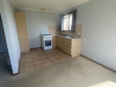 4 / 26-28 Balmoral Street South, Altona Meadows