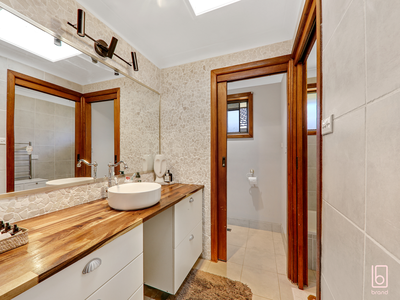 8 Queens Road, Lake Munmorah