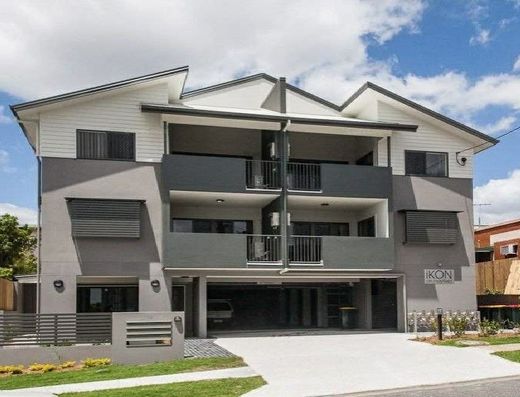 Modern 2 bed apartment in Moorooka!