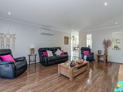 11 Pebbly Way, Clarkson