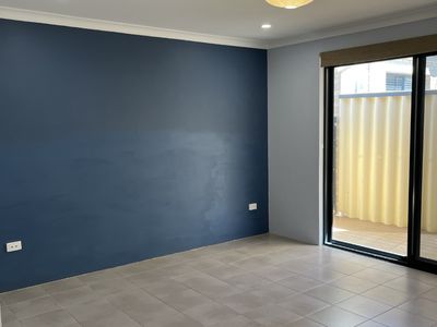 2/8 Ravenswood Drive, Nollamara