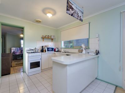 13 Greenhill Rise, Hampton Park