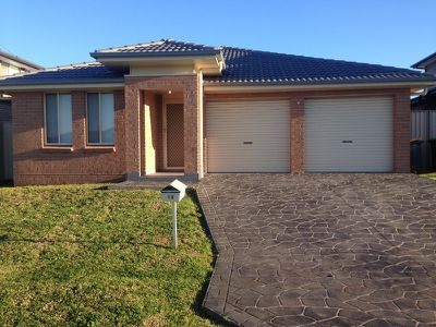 16 Daquino Place, Carnes Hill