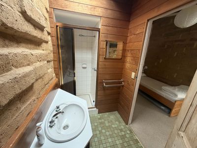 4 Bruce Street, Mallacoota