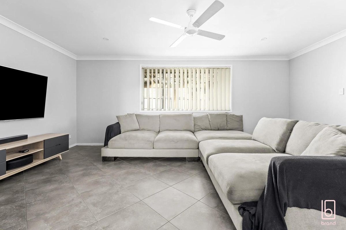 61 Georgia Drive, Hamlyn Terrace