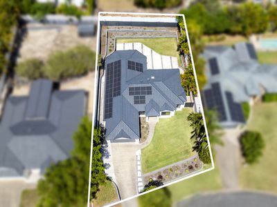 13 Zeller Crescent, Arundel