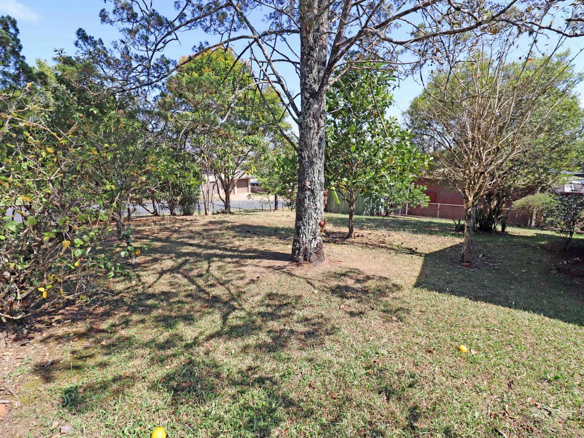 35 Danbulla Crescent, Atherton