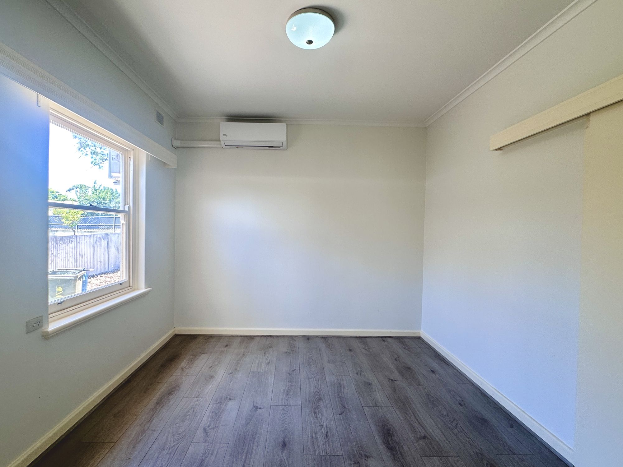 10 Rowell Road, Melrose Park