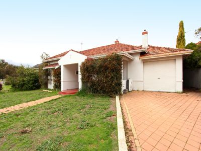 95 Lake Monger Drive, Wembley