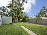 2 / 17 Dol Street, Woodridge