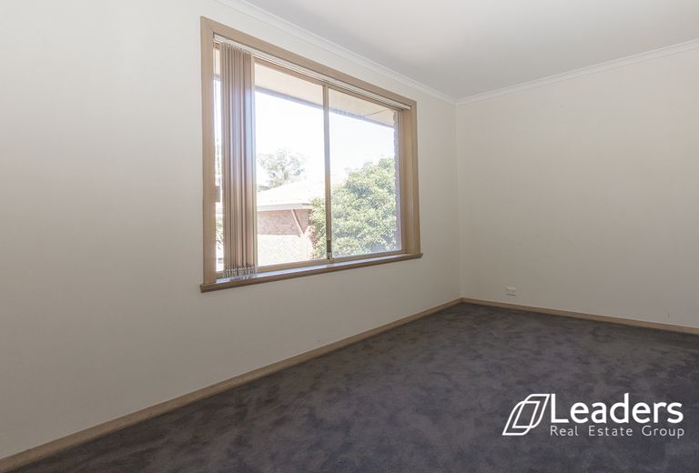 4 / 49 QUEENS AVENUE, Doncaster