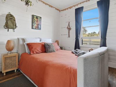 8 Johnston Street, Parattah