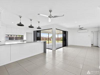 12 Twinview Terrace, Parkhurst