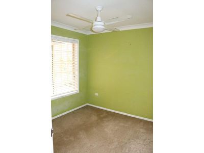 8 Coongul Court, Urraween