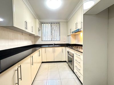 15/181 Hawkesbury Road, Westmead