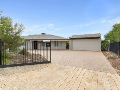 34B Chaparral Crescent, Willetton