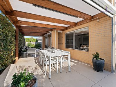 20 Sundowner Place, Point Cook