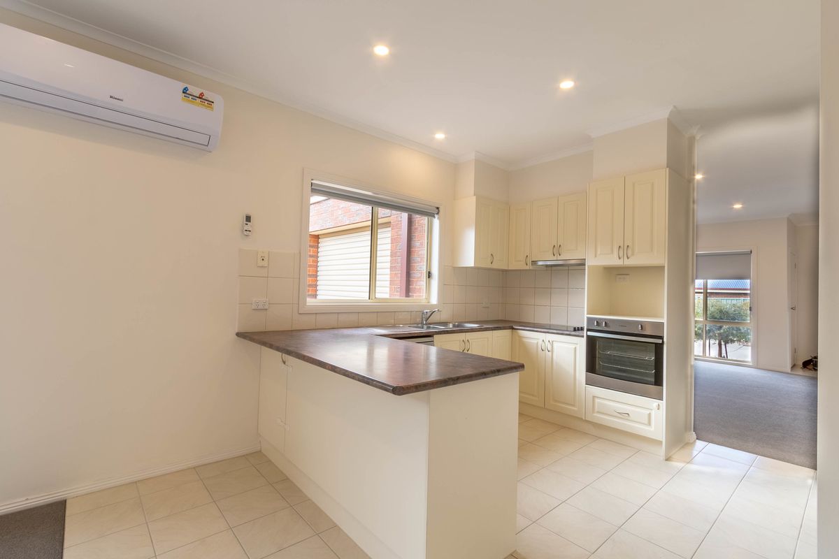 2 / 35 Malcolm Street, Mansfield