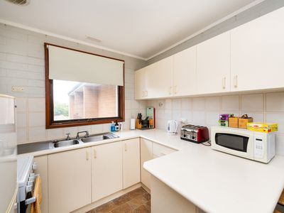 4 / 4 Keith Street, Scullin